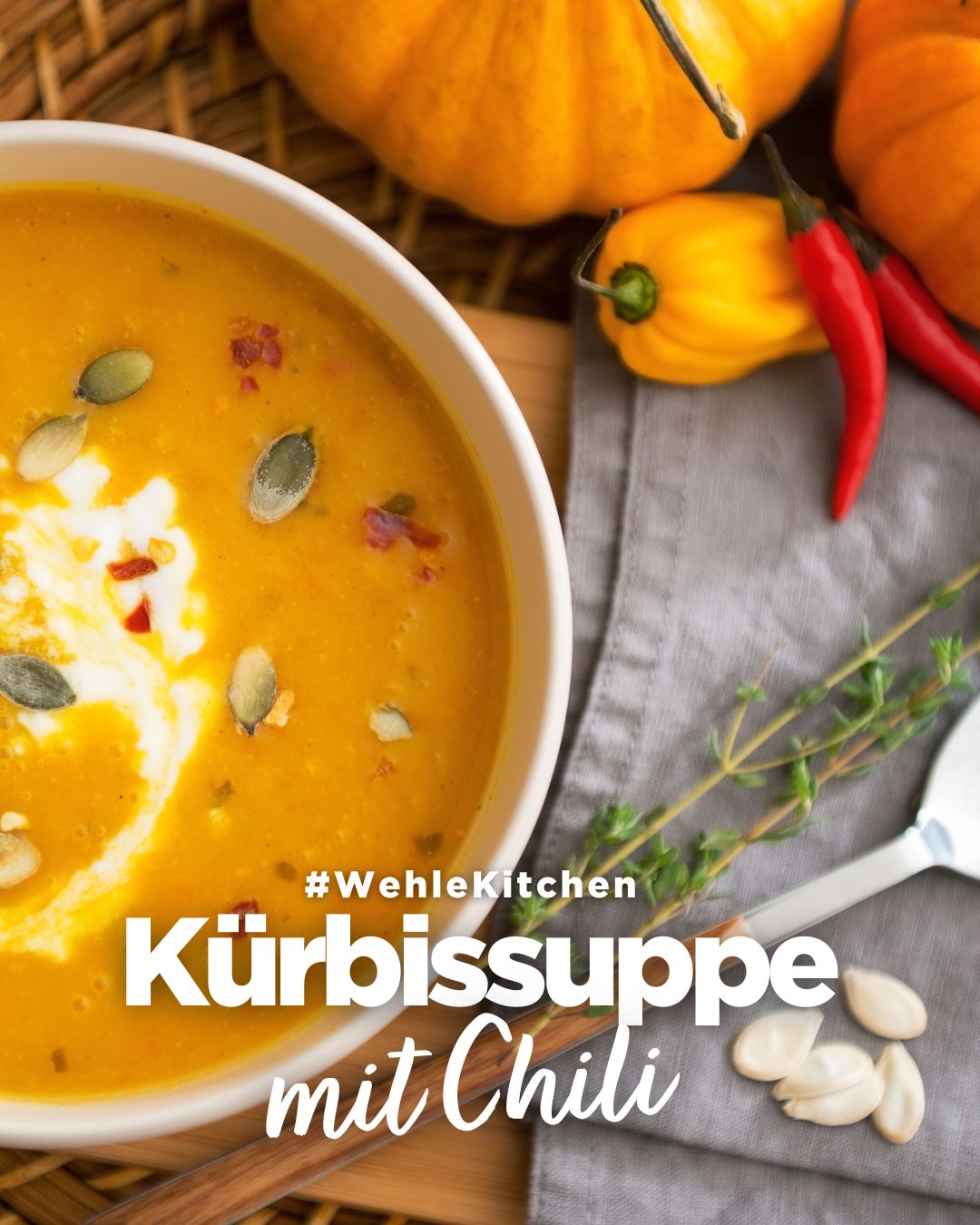 Feurige Fitness: Kürbissuppe mit Chili - Dein herbstlicher Workout-Booster